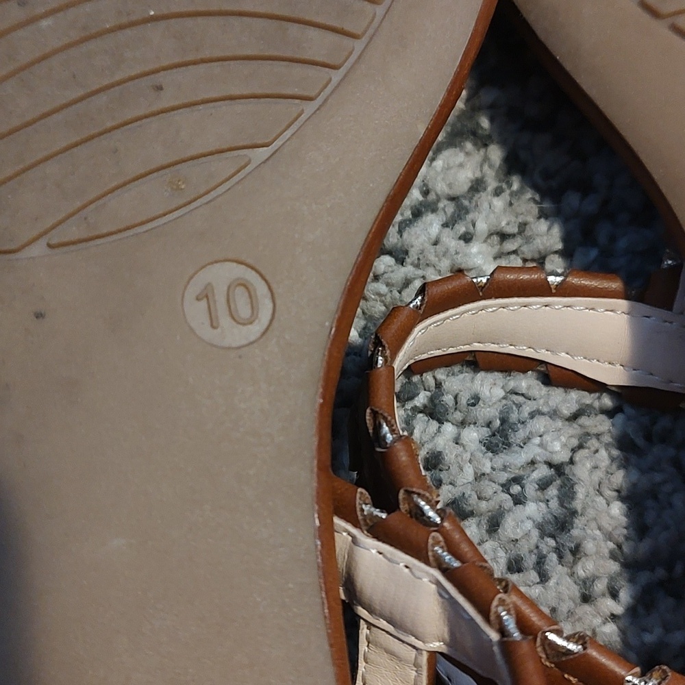 LimeLight Sandals - Picture 6 of 7